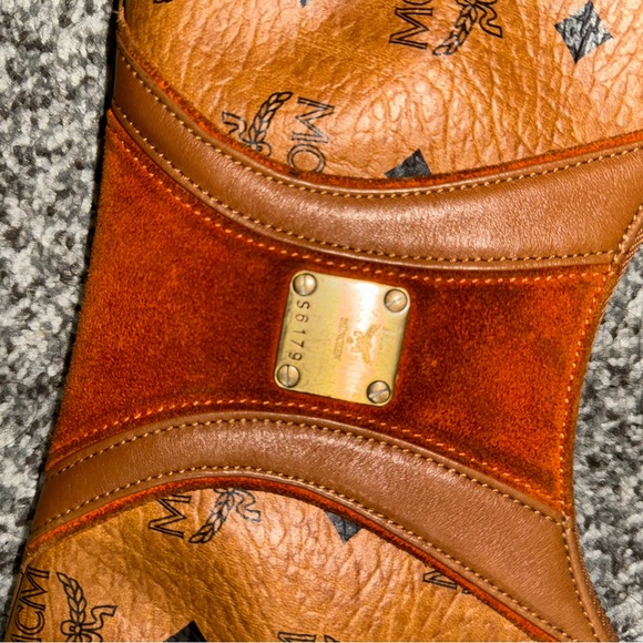 MCM Cognac Visetos Shoulder Bag - Picture 2 of 5